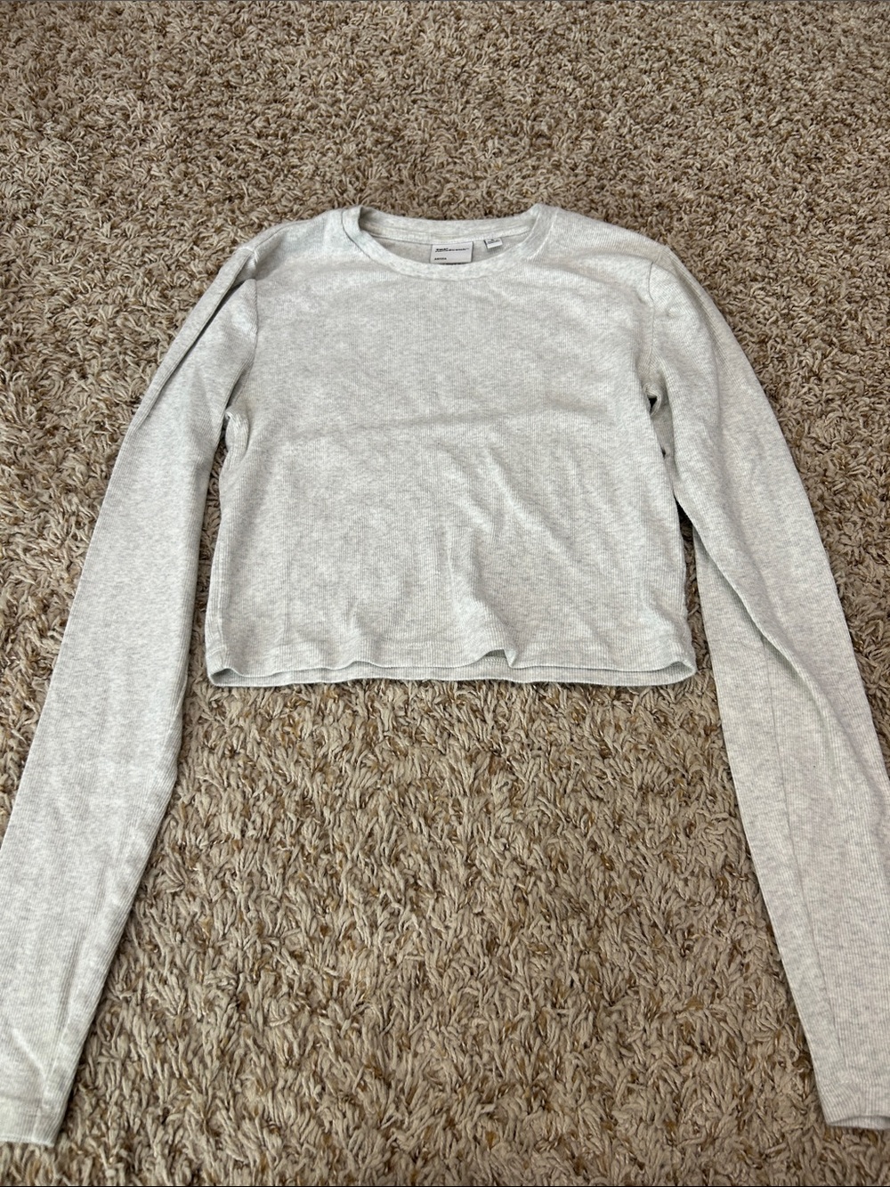 TNA Women's Light Gray Long Sleeve Crop Top